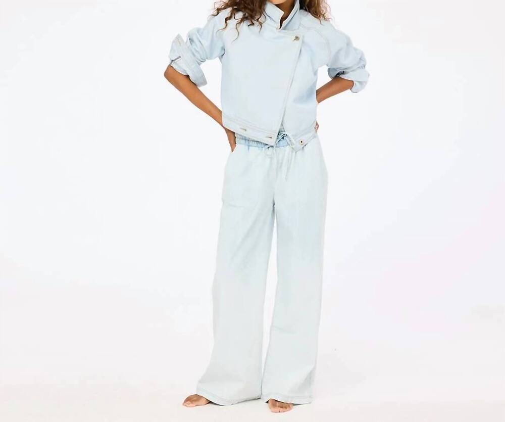 NEW KERRI ROSENTHAL denim cropped jacket in light wash